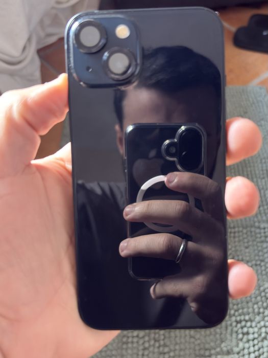 Iphone 13 com poucas marcas de uso