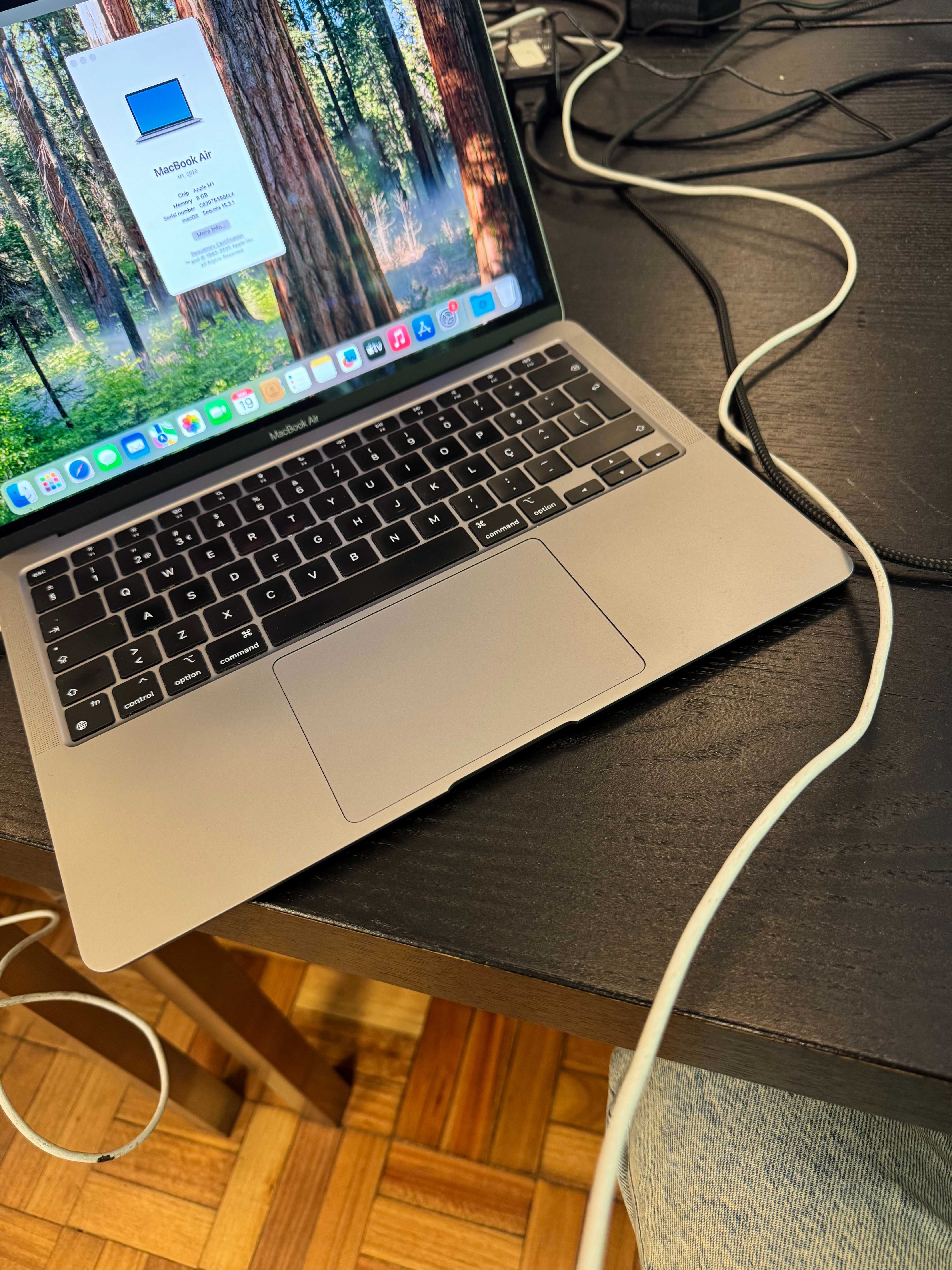 MacBook Air M1 2020