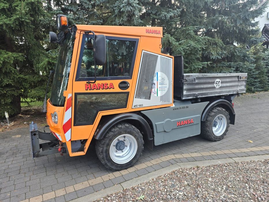 Hansa APZ1003 4x4 Pojazd komunalny