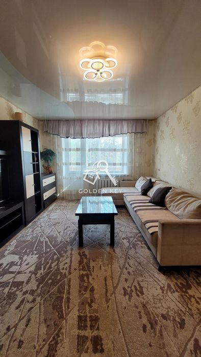 Продаж 4-кімнатної квартири на пл.Артема