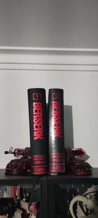 Berserk deluxe edition 1 e 2 +bookholder temático