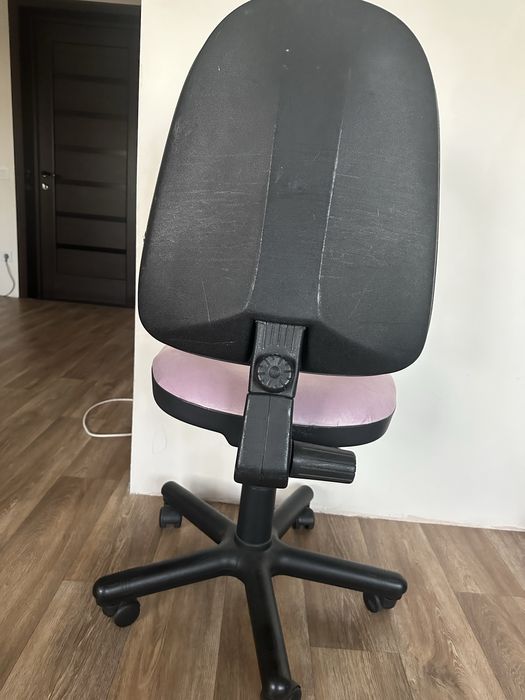 Крісло компьютерне (офісне)