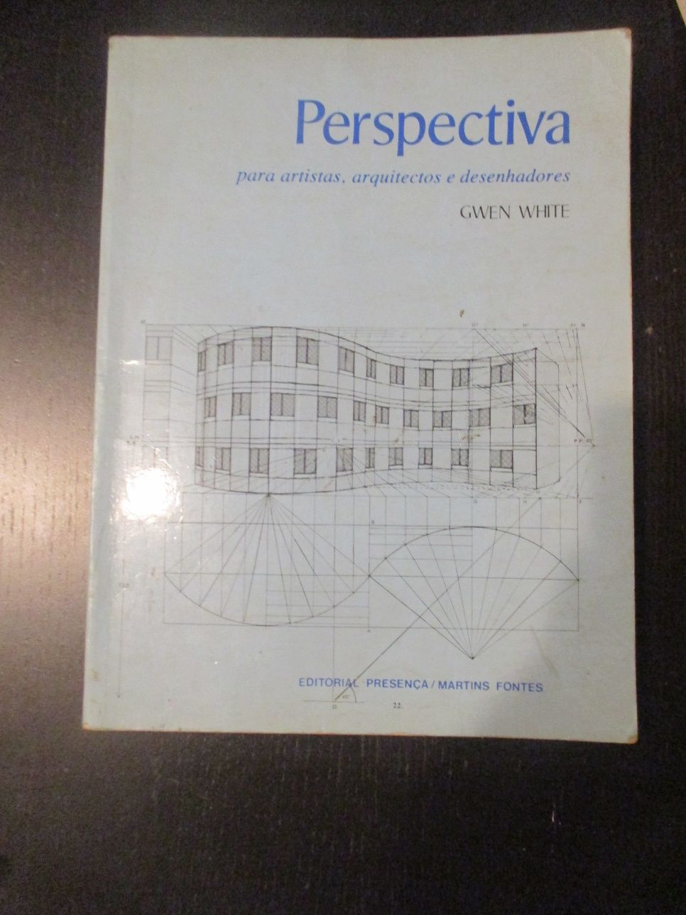 Livros de Geometria Descritiva e Desenho Técnico