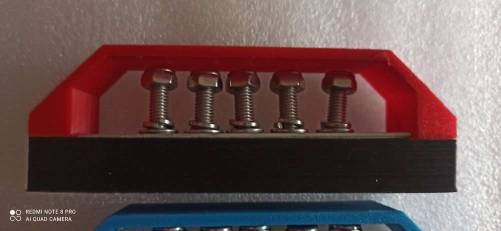 Шина високовольтна на лодку, катер