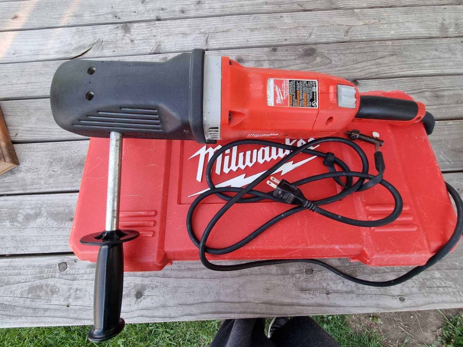 Wiertarka kątowa Milwaukee Super HAWG 120V