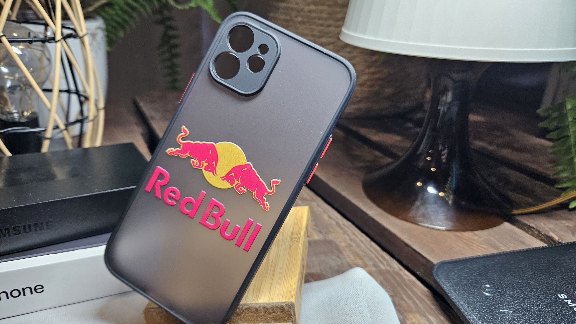 Etui Iphone 12 Red Bull