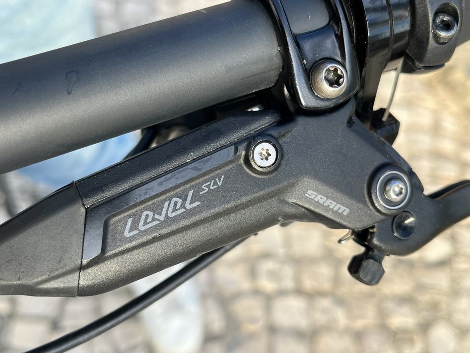 Canyon Lux Wc CF8 2024 btt