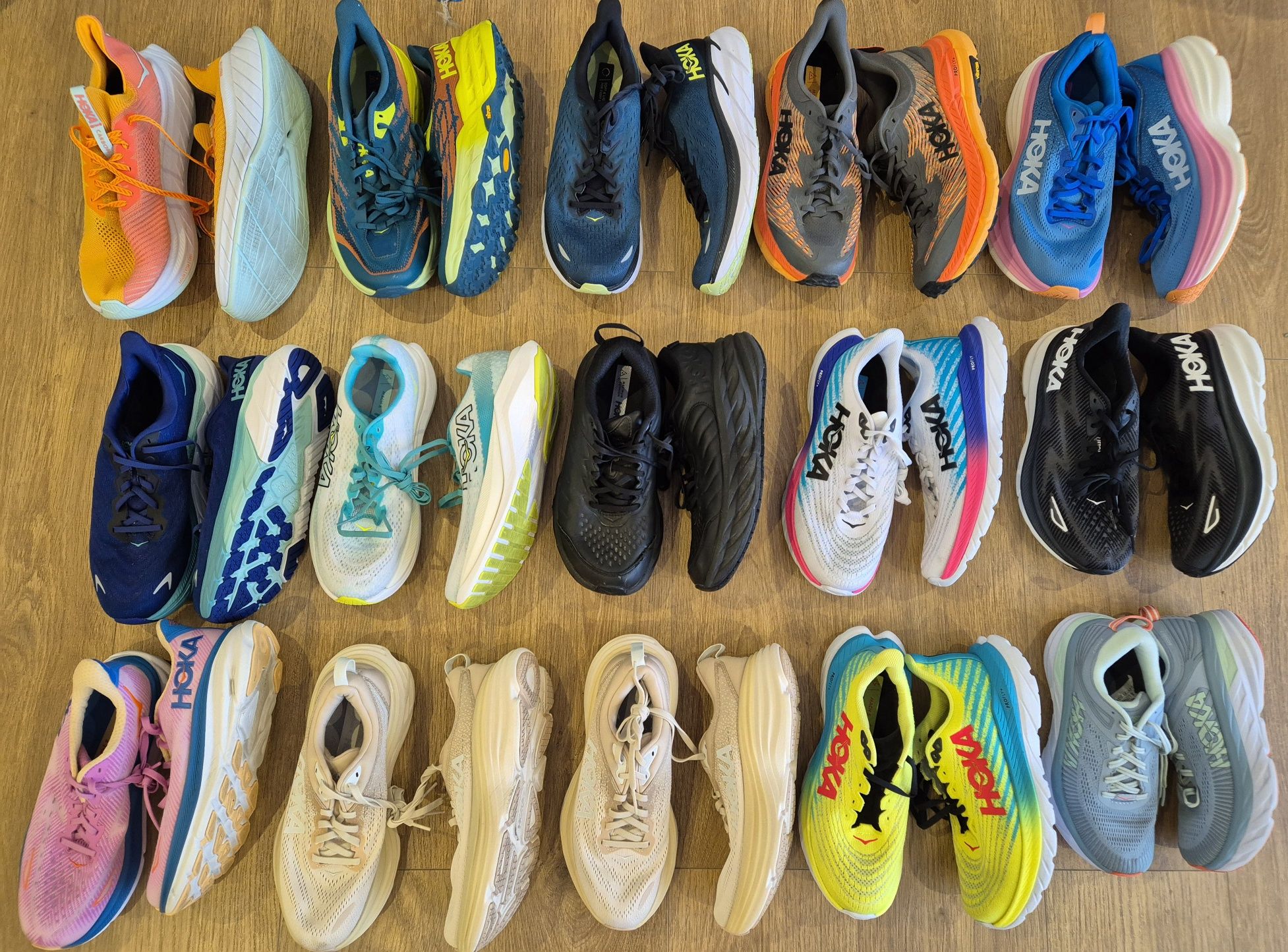 Кросівки Hoka оптом. Хока опт. Asics,  Nike бігові кросівки.  Оригінал