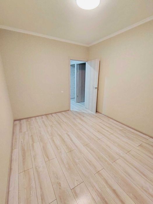 Продам видову двокімнатну квартиру на Ковалівці з ремонтом та АГВ