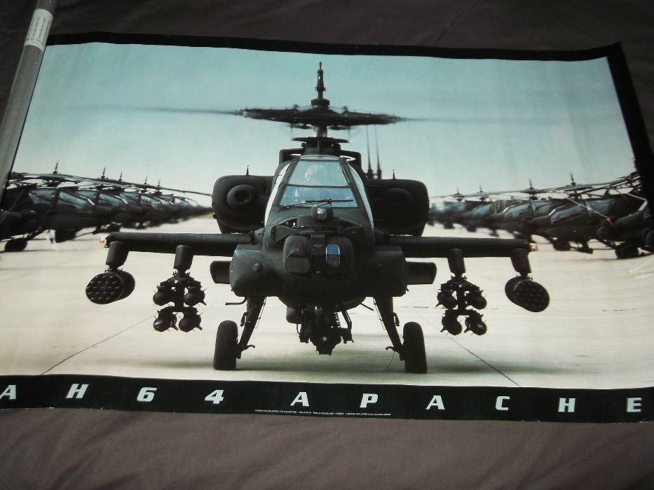 Poster original e vintage do AH 64 Apache de 1990, nunca usado!!