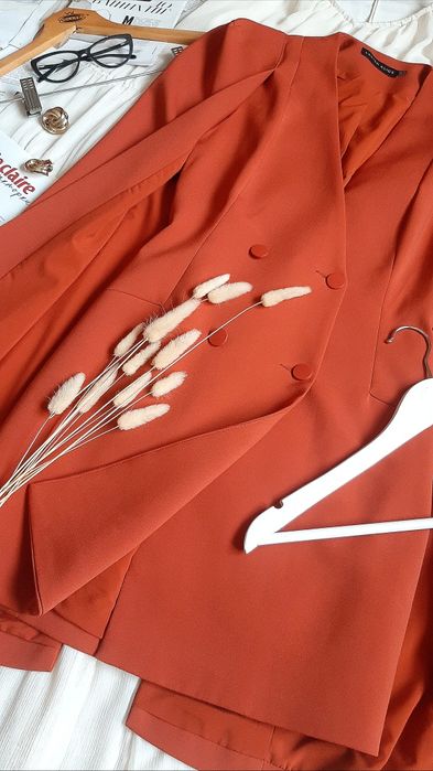 Теракотова кейп сукня LAVISH ALICE  
Розмір S