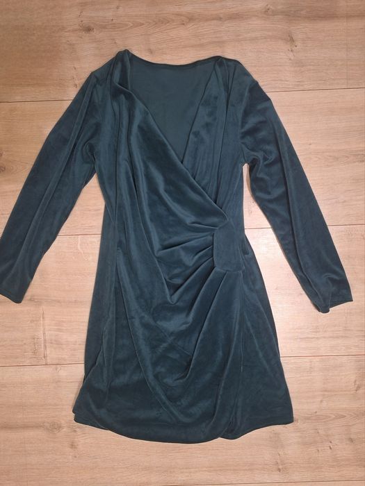 Sukienka welurowa r. M-L