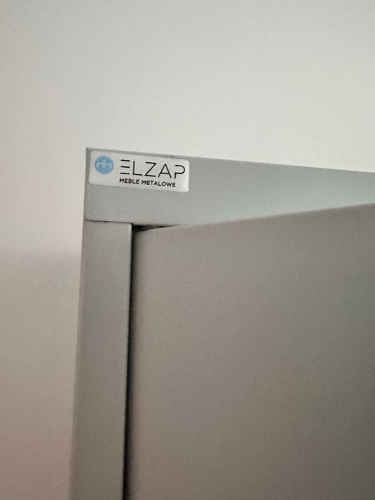 Szafka BHP Elzab - komory w kształcie litery L