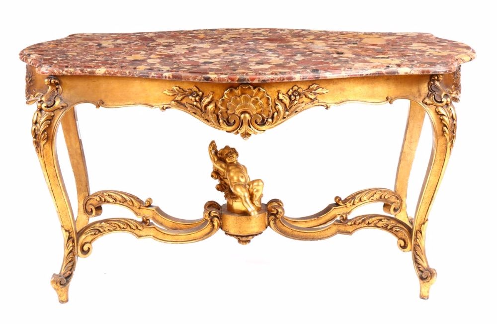 Mesa de abas antiga em madeira entalhada