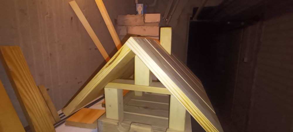 Karmnik drewniany dla ptaków na zewnątrz budka olejowany solidny