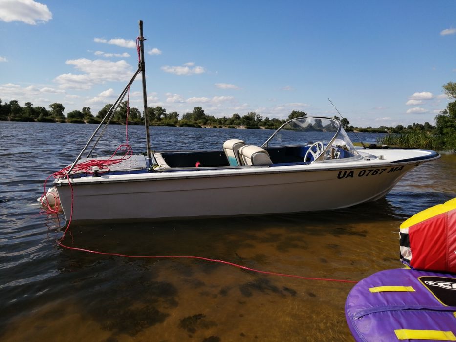 Лодка Solcio, двс Volvo penta aq115 з лафетом.