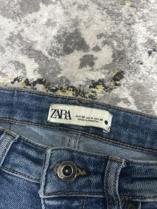 Джинси Zara. В збереженому стані.