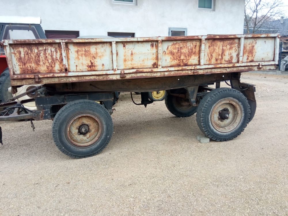 Przyczepy D47