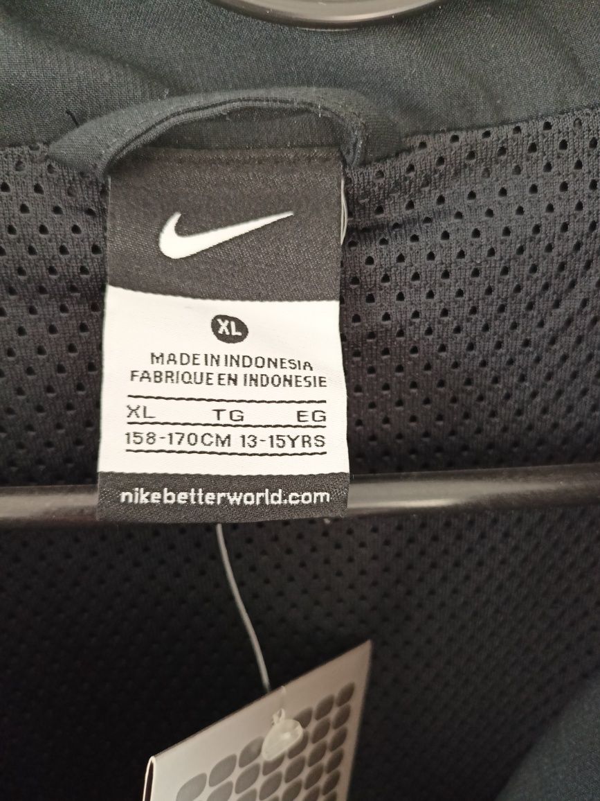 Kurtka sportowa Nike