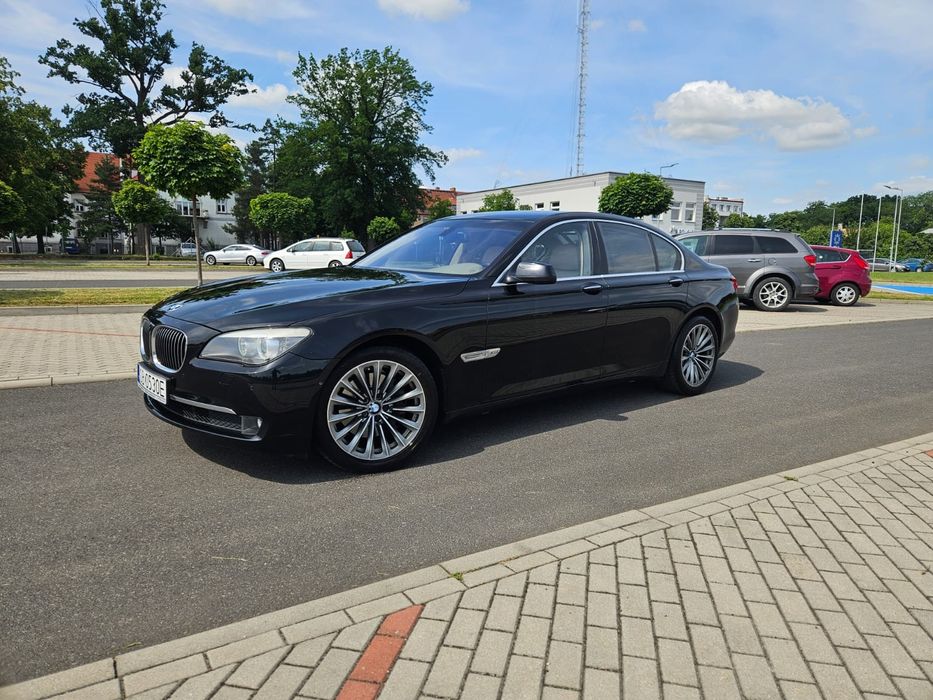 Sprzedam BMW 740d x-drive Bezwypadkowy salon polska
