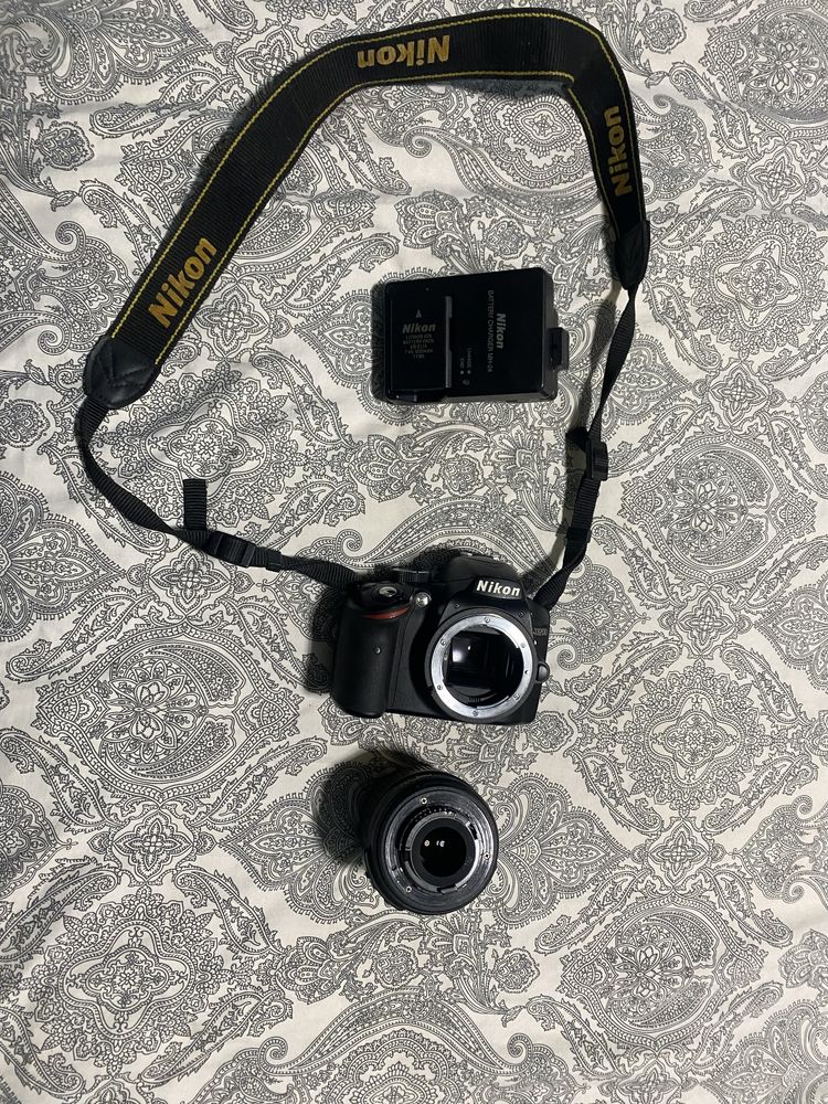 Nikon P3200 + tripé