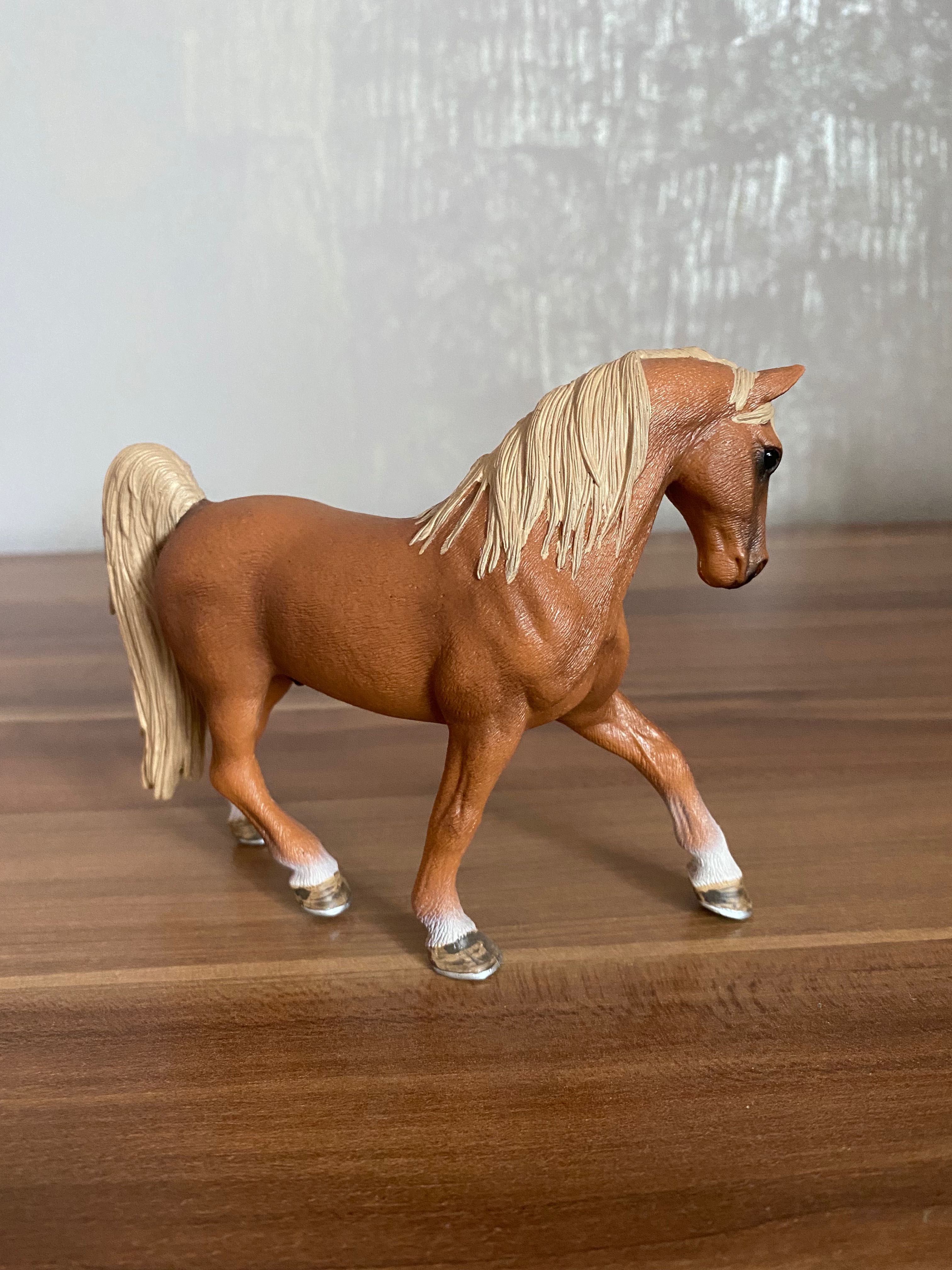 Schleich koń Tennessee Walker ogier