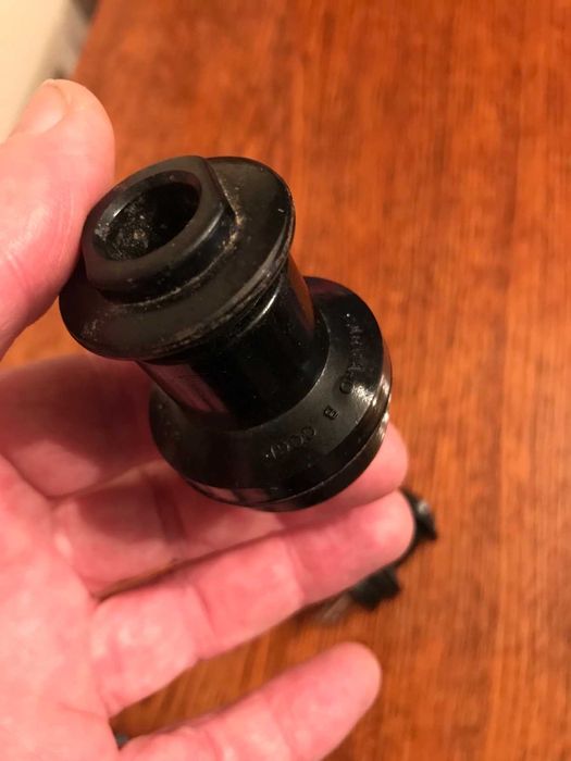 Вилки электрические 3 контактные карболит бакелитовые корпус