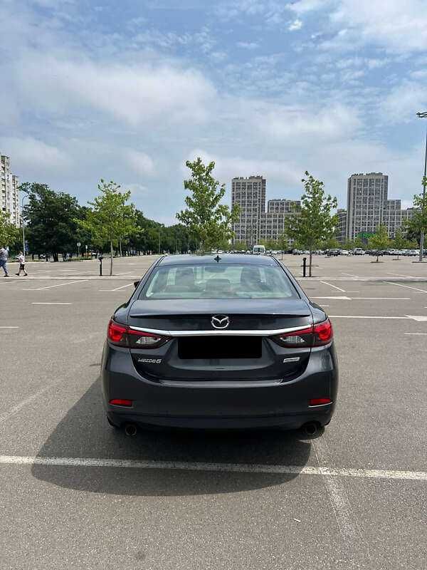 Mazda 6 2015 2.5 бензин автомат