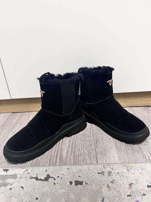 Угги. Сапожки. Челсі. 37 розмір