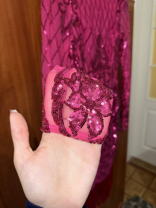 Святкова сукня в паєтках PLT (розмір xs)