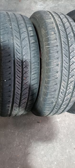195/60 R15  mais jantes