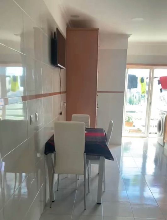 Quarto casal  prox.Pontinha