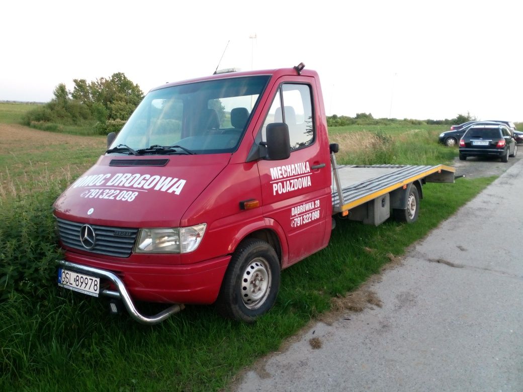 Auto Laweta Mercedes 2,9td