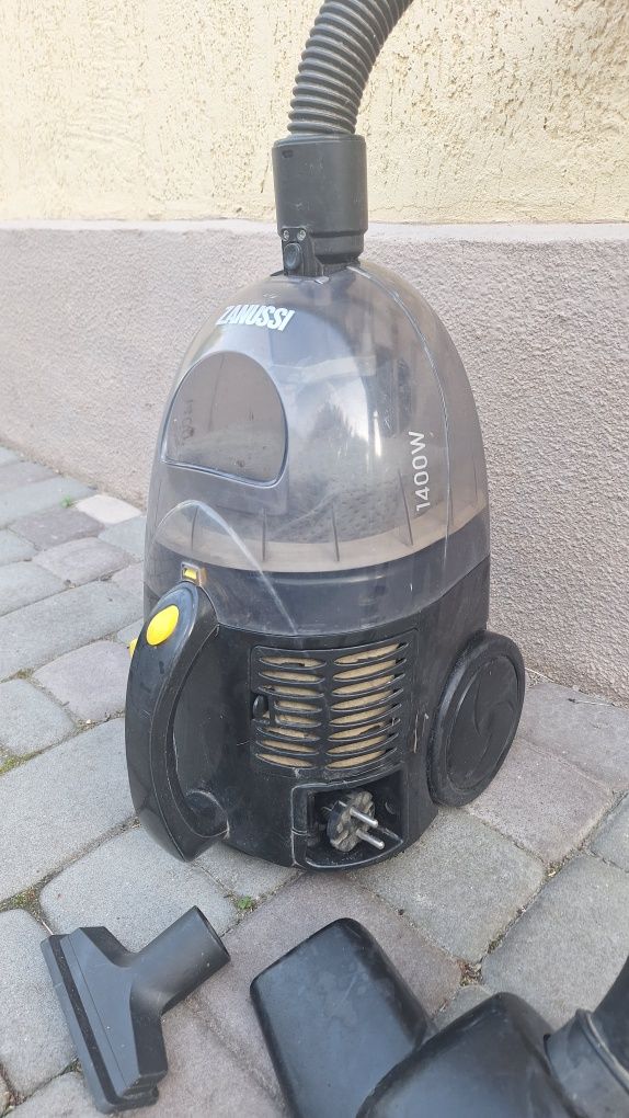 Пилосос Zanussi ZAN 1214