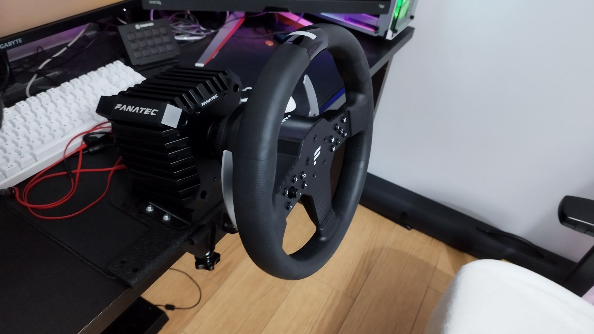 Fanatec CSL dd 8nn Boost kit mais dois volantes qr2 pro com garantia