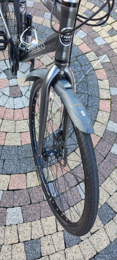 Rower Alu TREK 7.3FX/ Koła 28"/rama 17.5"/DEORE 3x8/Tarcze