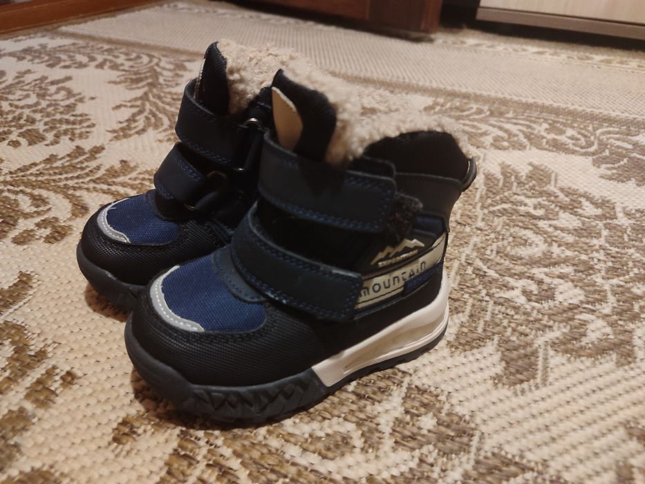 Дитячі ботінки для хлопчика