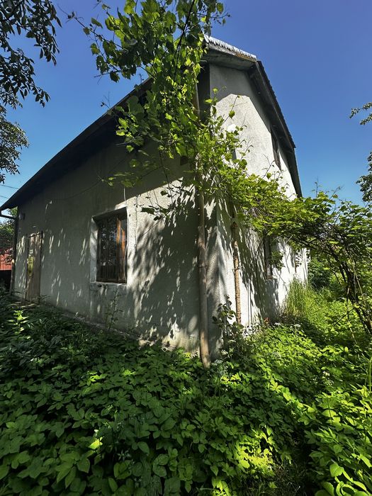 Продаж будинок 80 кв. м  з землею 7 соток м. Жидачів