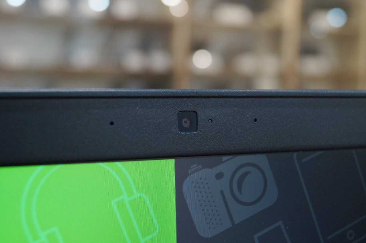 ГАРАНТІЯ Dell (FullHD IPS/Core i5-8400H/RAM 8/SSD 256/MX130 2ГБ)TVOYO