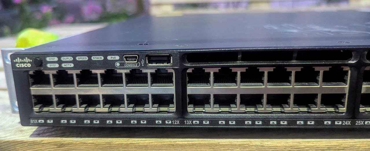 Комутатор Cisco Catalist WS-C3650-48PS PoE+ 4x1G
