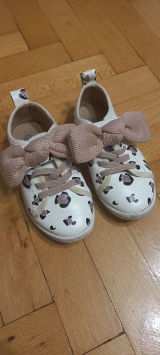 Trampki dziewczęce 26