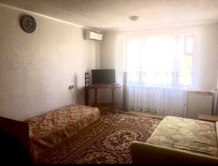 Продам 2 ком.кв рядом с морем.