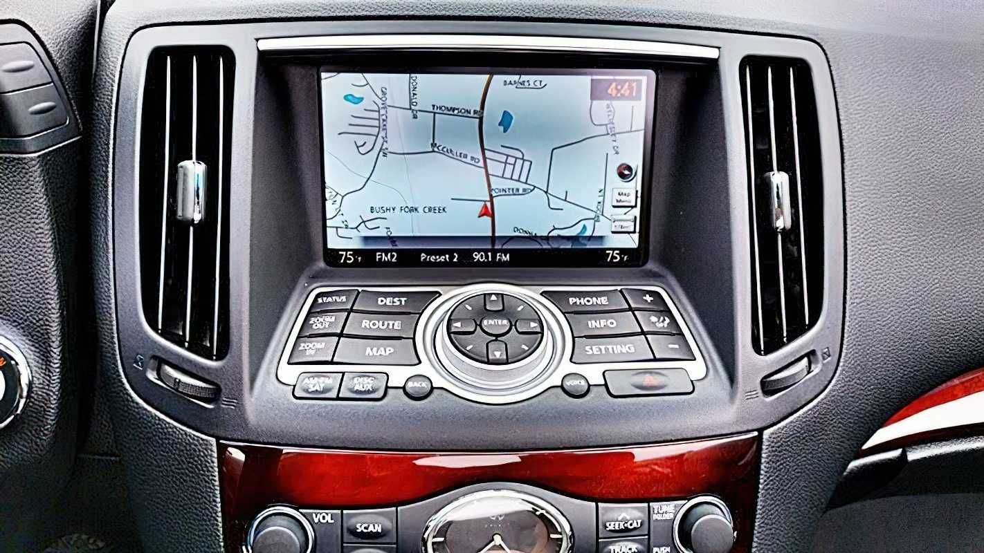 Infiniti Q60      2014