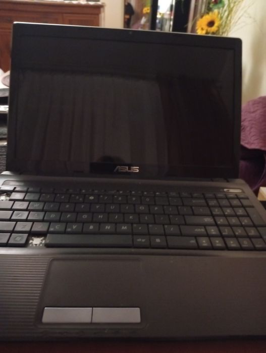 Sprzedam komputer ASUS