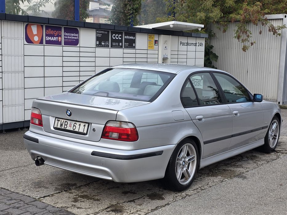 BMW 525i m sport mały przebieg