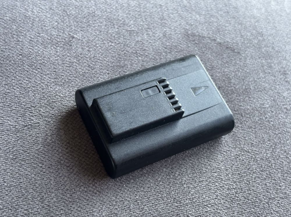 Оригінальний акумулятор Li-ion Battery на Leica M