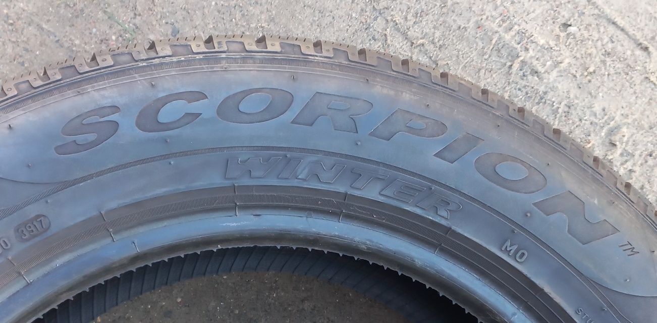 Шини всесезонні m+s 4шт R18 235/60/18 Pirelli Scorpion