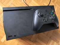 Konsola do gier Xbox Series X 1TB plus pad