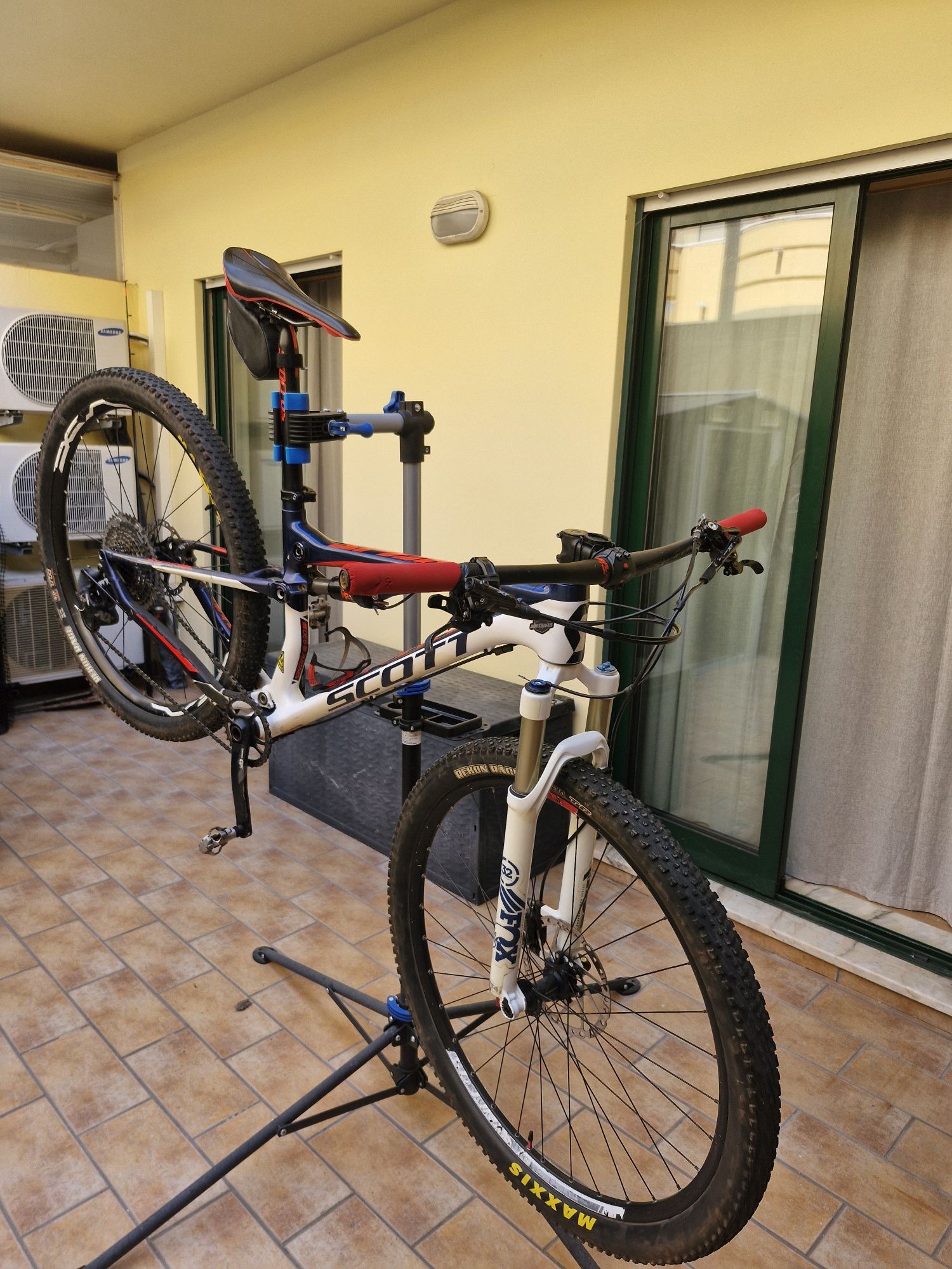 Bicicleta btt scott spark 930 12V carbono