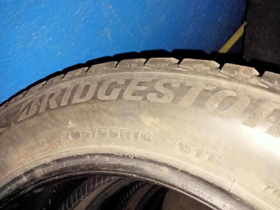Opony zimowe 4szt 205/55 r16 Bridgestone dot18